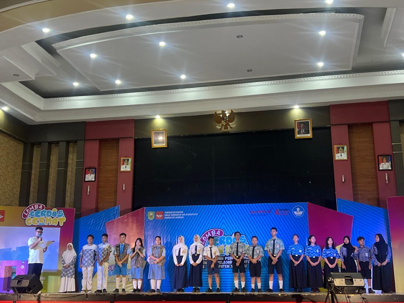 Peraih 6 Besar Lomba Cerdas Cermas Tingkat SMP/MTs Se-Kabupaten Sanggau